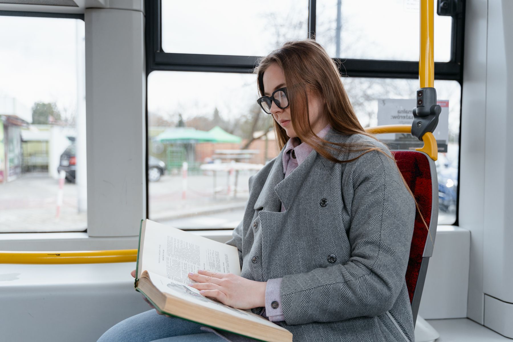 Getting Around Reading: Bus and Train Tips for Visitors