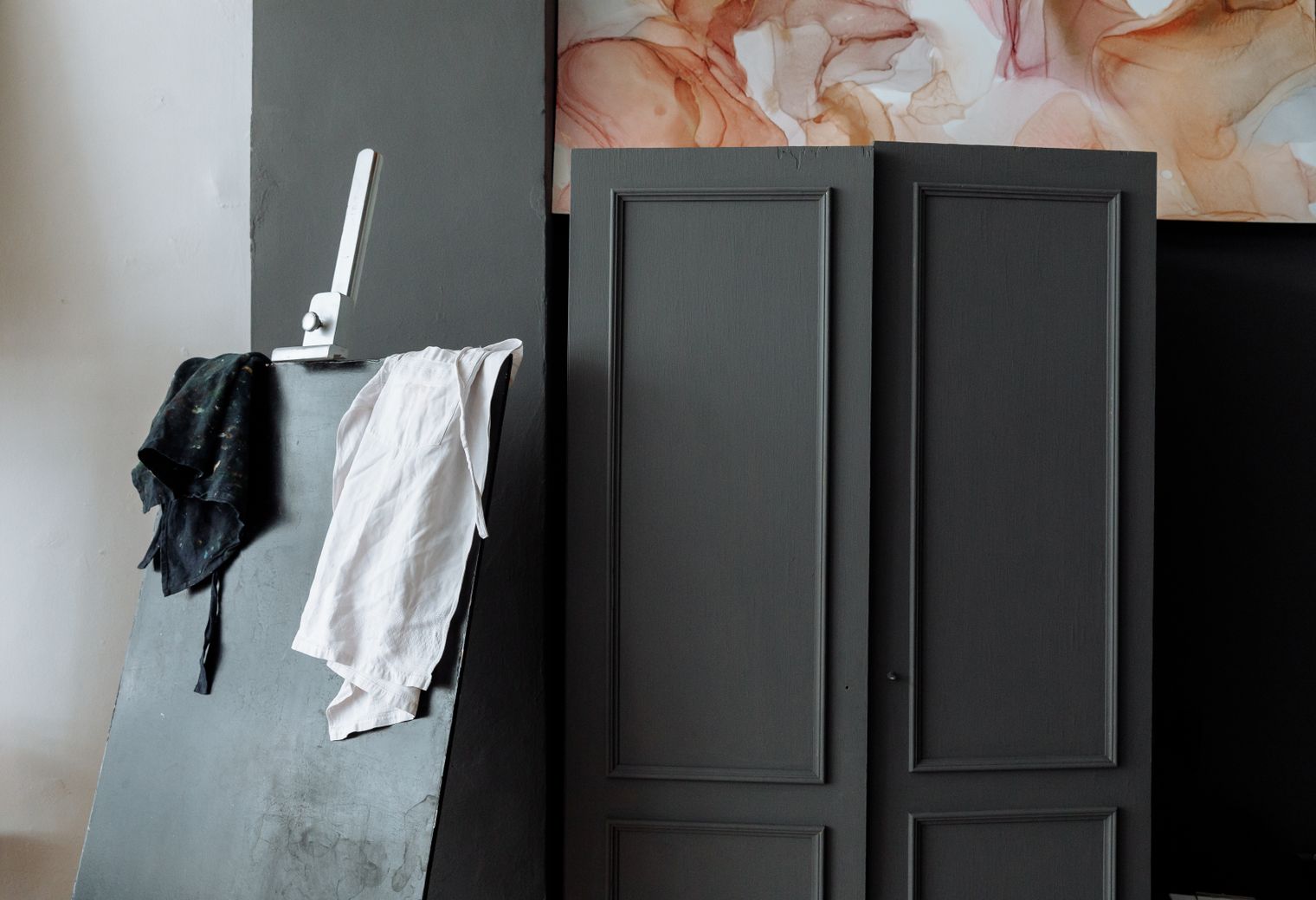 House Painting in Wanstead — surfaces prepped and cut in by hand