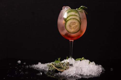 Gratis arkivbilde med agurker, alkohol, cocktail