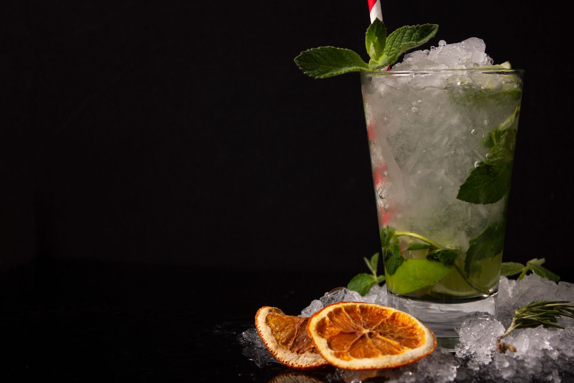Parrot Bay Key Lime Mojito with fresh mint and lime wedge