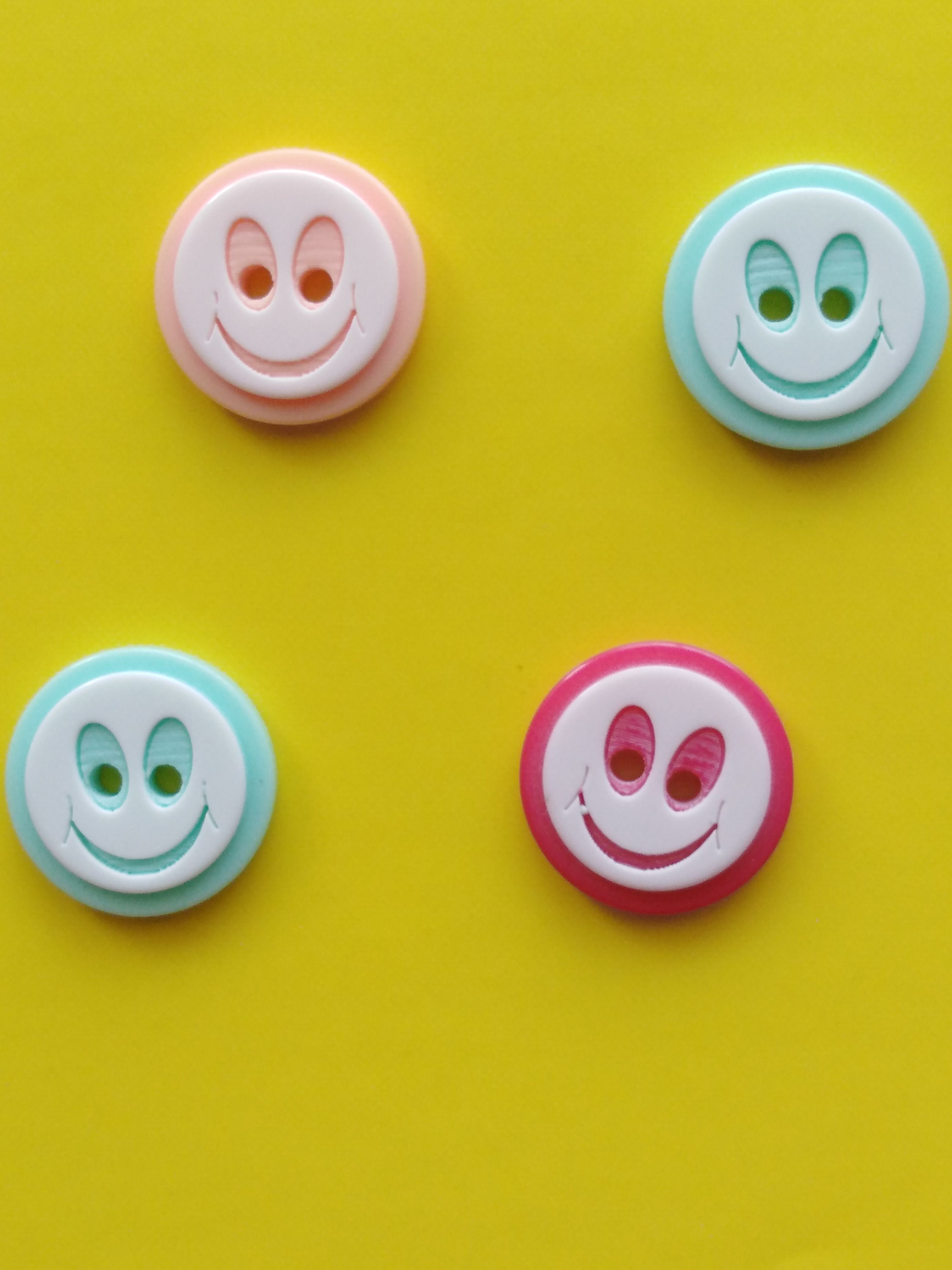 Δωρεάν στοκ φωτογραφιών με diy προμήθειες, pop art, smiley Φωτογραφία από στοκ φωτογραφιών