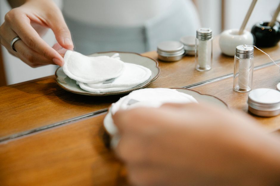 Best Anti-Aging Face Cream for Bangkok Commuters: Does This Budget-Friendly Retinol Serum Actually Work?