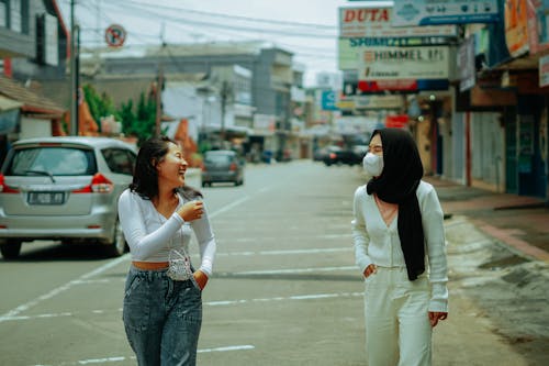 Základová fotografie zdarma na téma asijské ženy, brunetka, chodník
