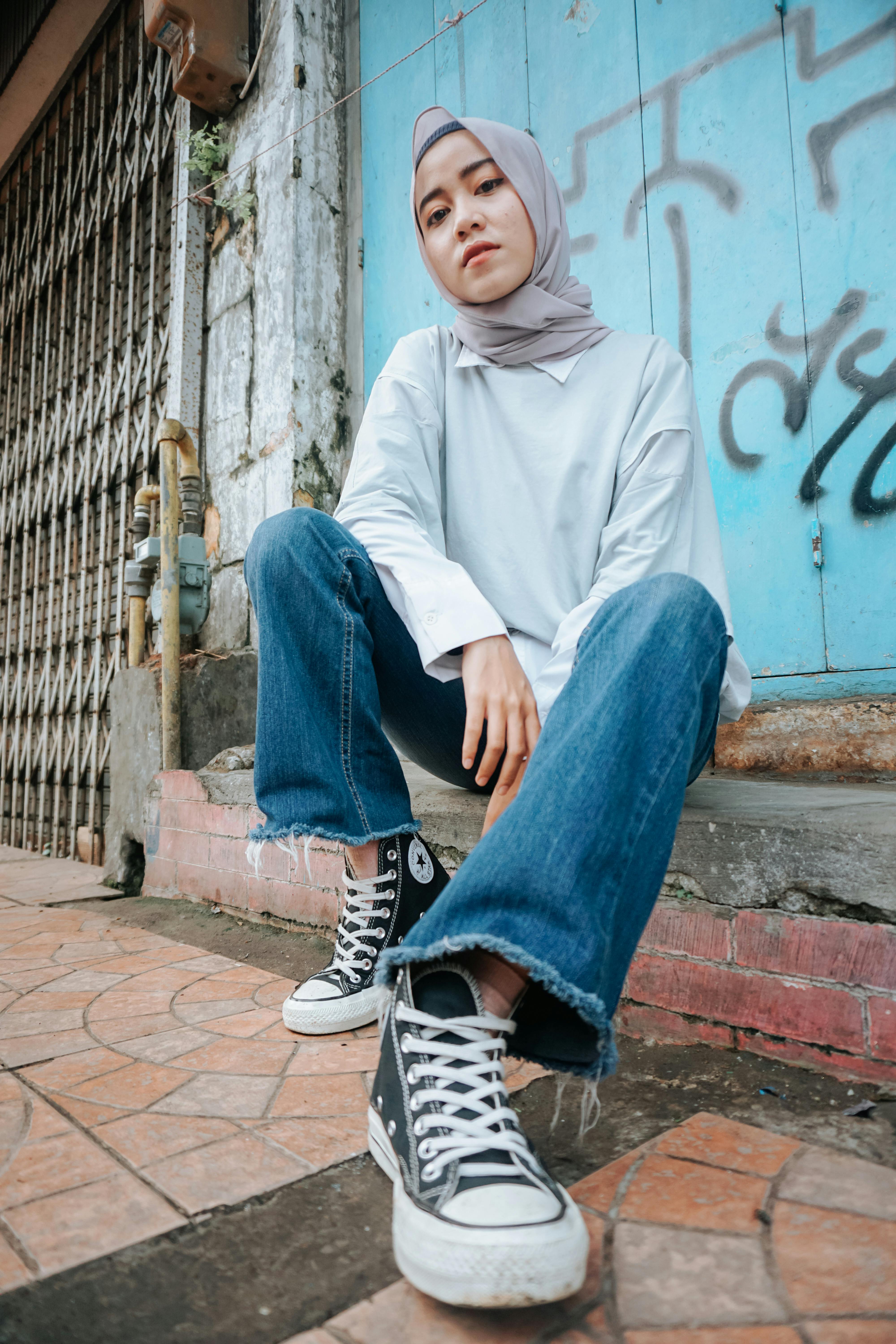 converse style hijab