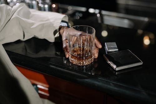 Základová fotografie zdarma na téma barový pult, bokeh, brandy