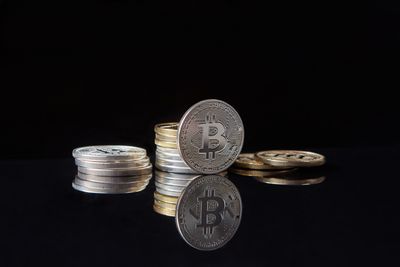 Trump's Crypto Gains Fuel Traditional Investments, Leave Retail Investors in the Dust