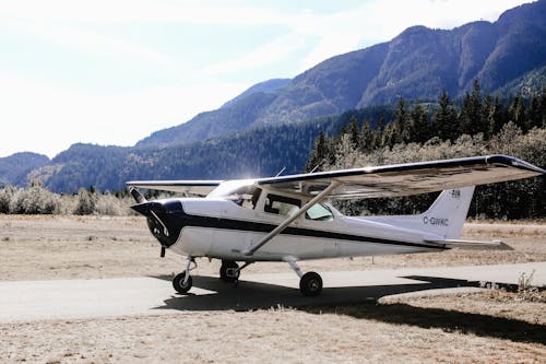 Fotobanka s bezplatnými fotkami na tému 172, 4k tapety, cessna