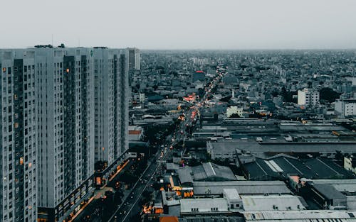 城市, 建築, 汽車 的 免费素材图片