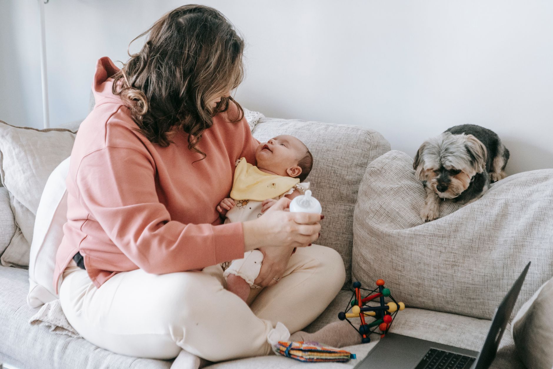 Mastering the Bottle: A Practical Guide to Feeding Your Baby