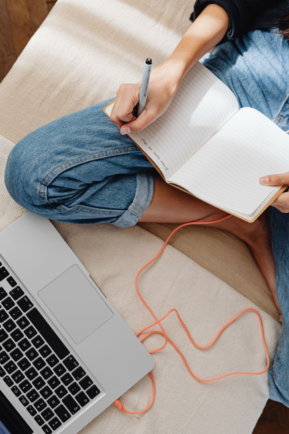 Person With Notebook Person Writing on a Notebook · Free Stock Photo
