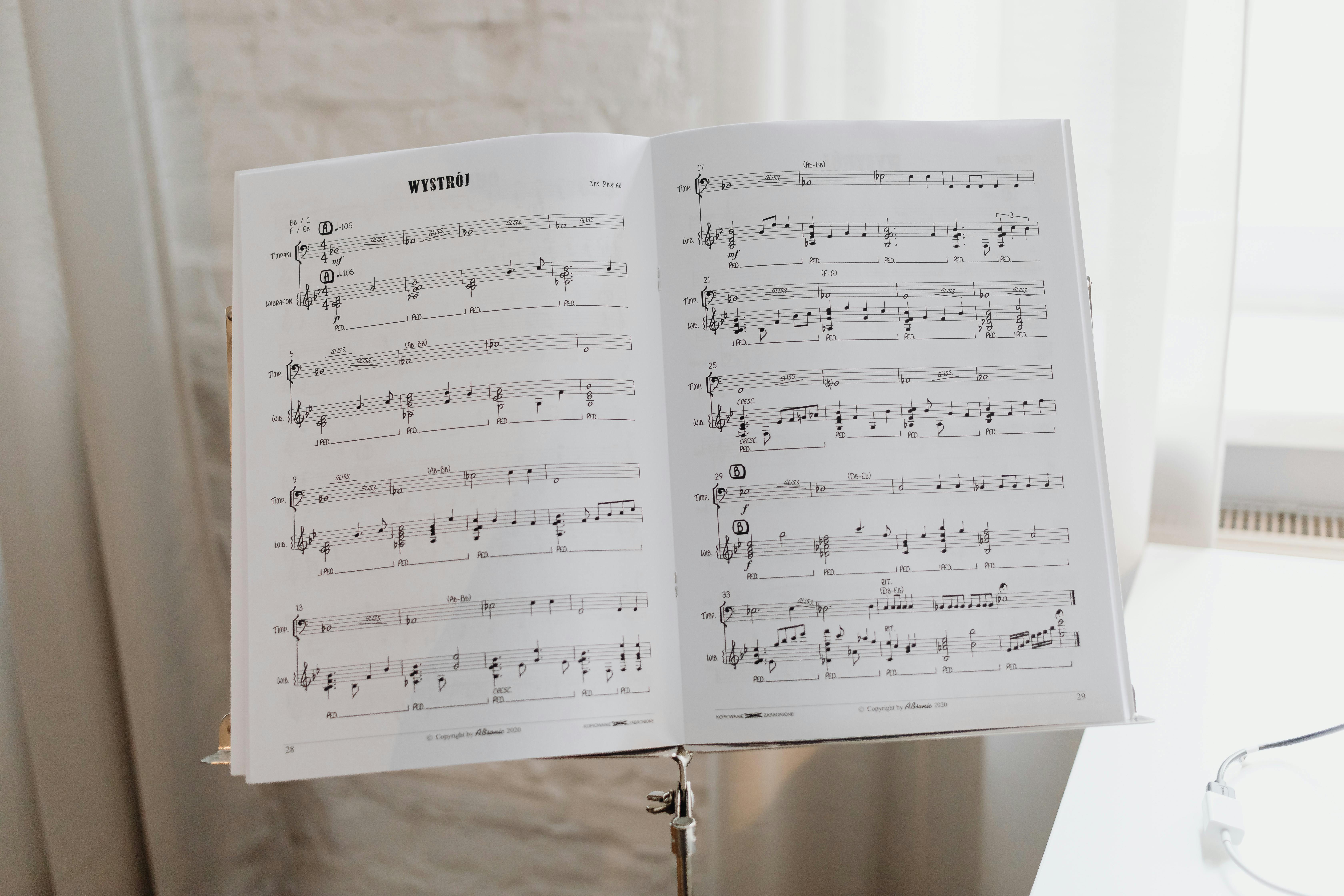 Very old handwritten sheet music hi-res stock photography and