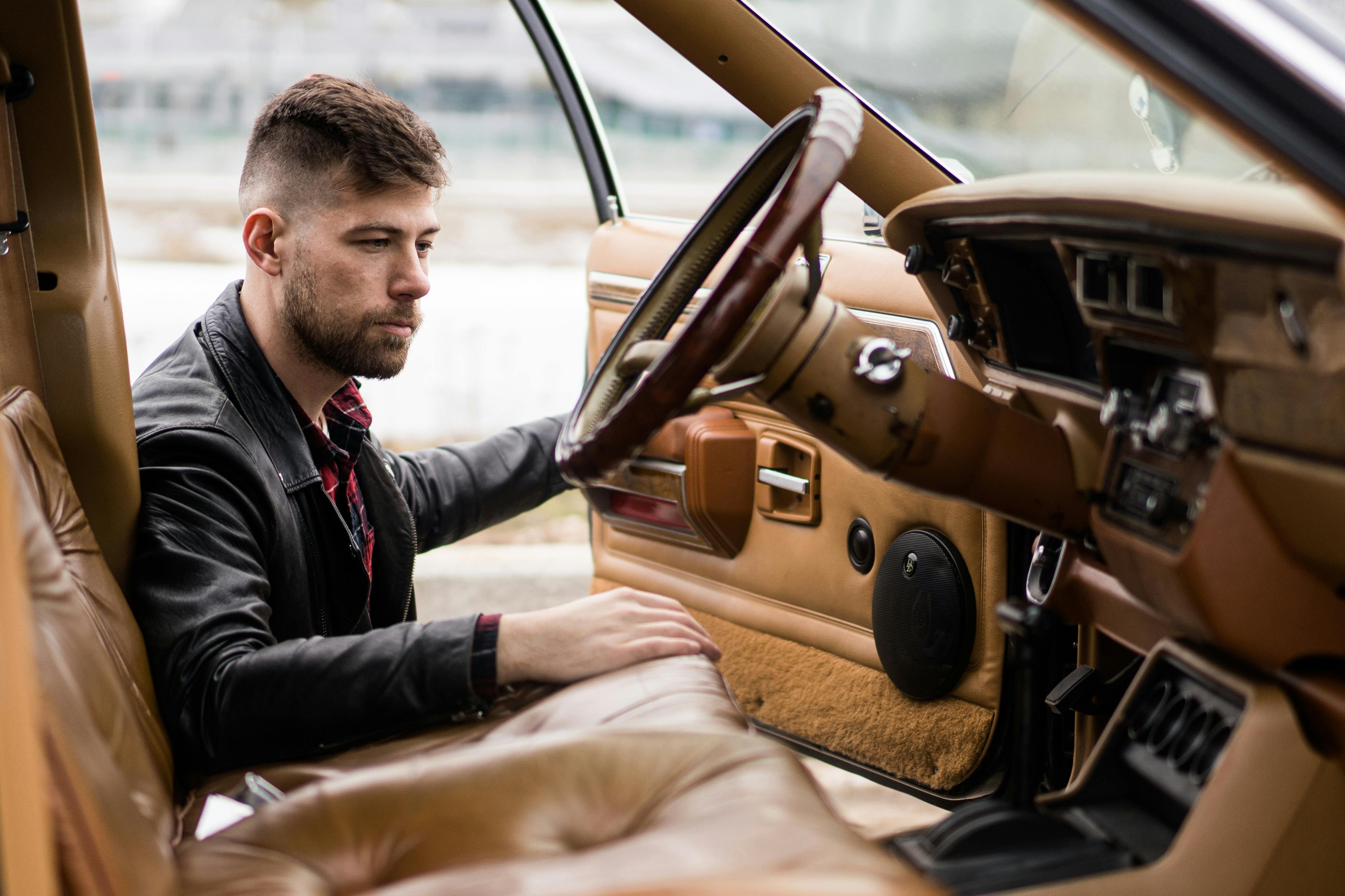 Android Auto to Expand Vehicle Control Beyond Infotainment — Photo by Ksenia Kartasheva on Pexels