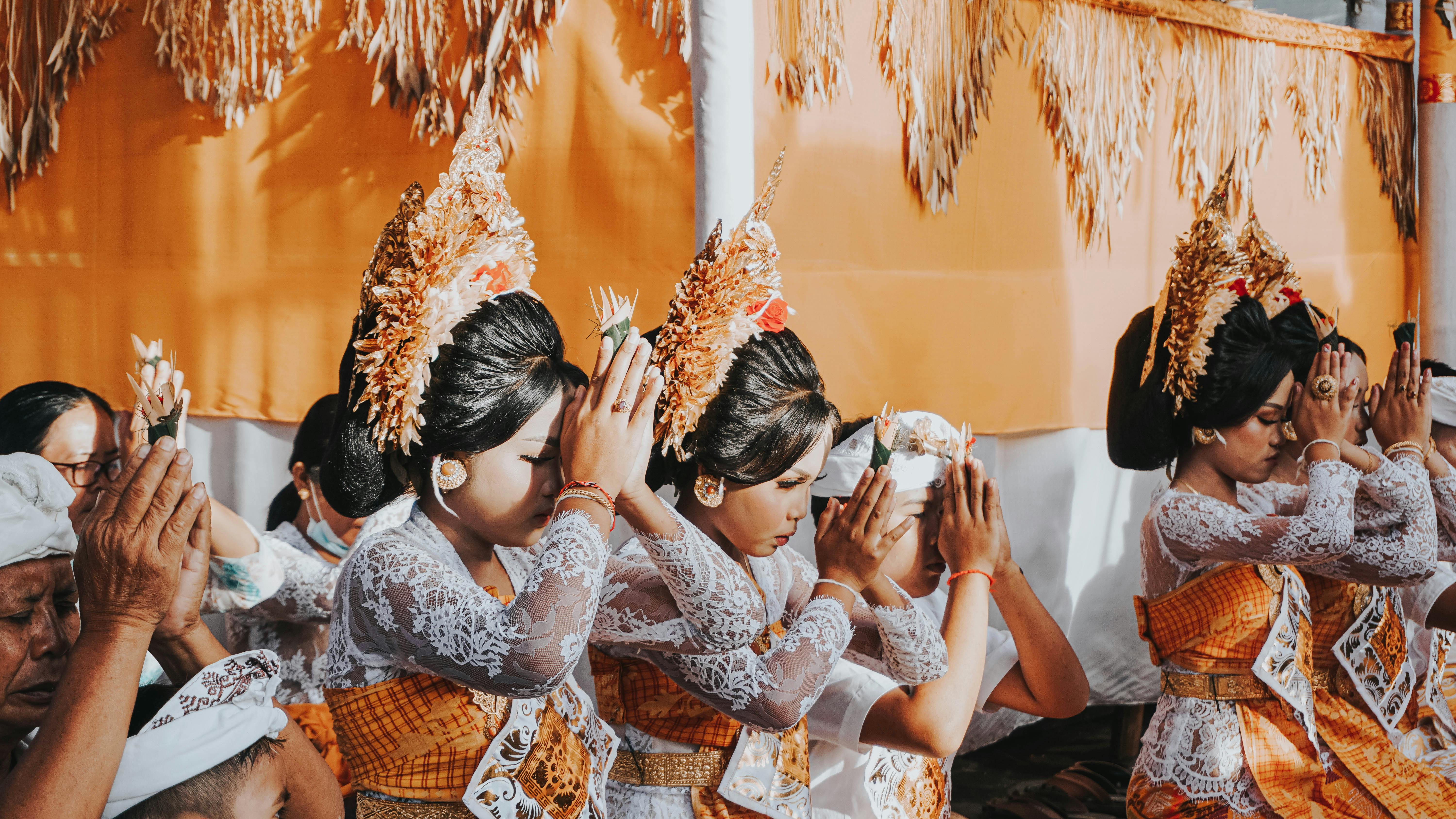 Tips for Experiencing Balinese Festivals Respectfully