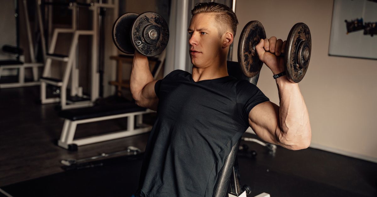 lateral delt work widens the frame