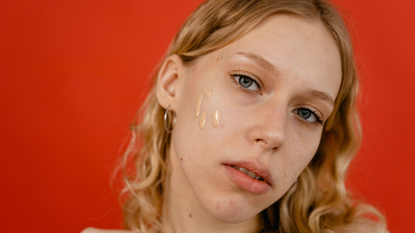 Benzoyl Peroxide vs Salicylic Acid: Which Acne Fighter Is Actually Right for You
