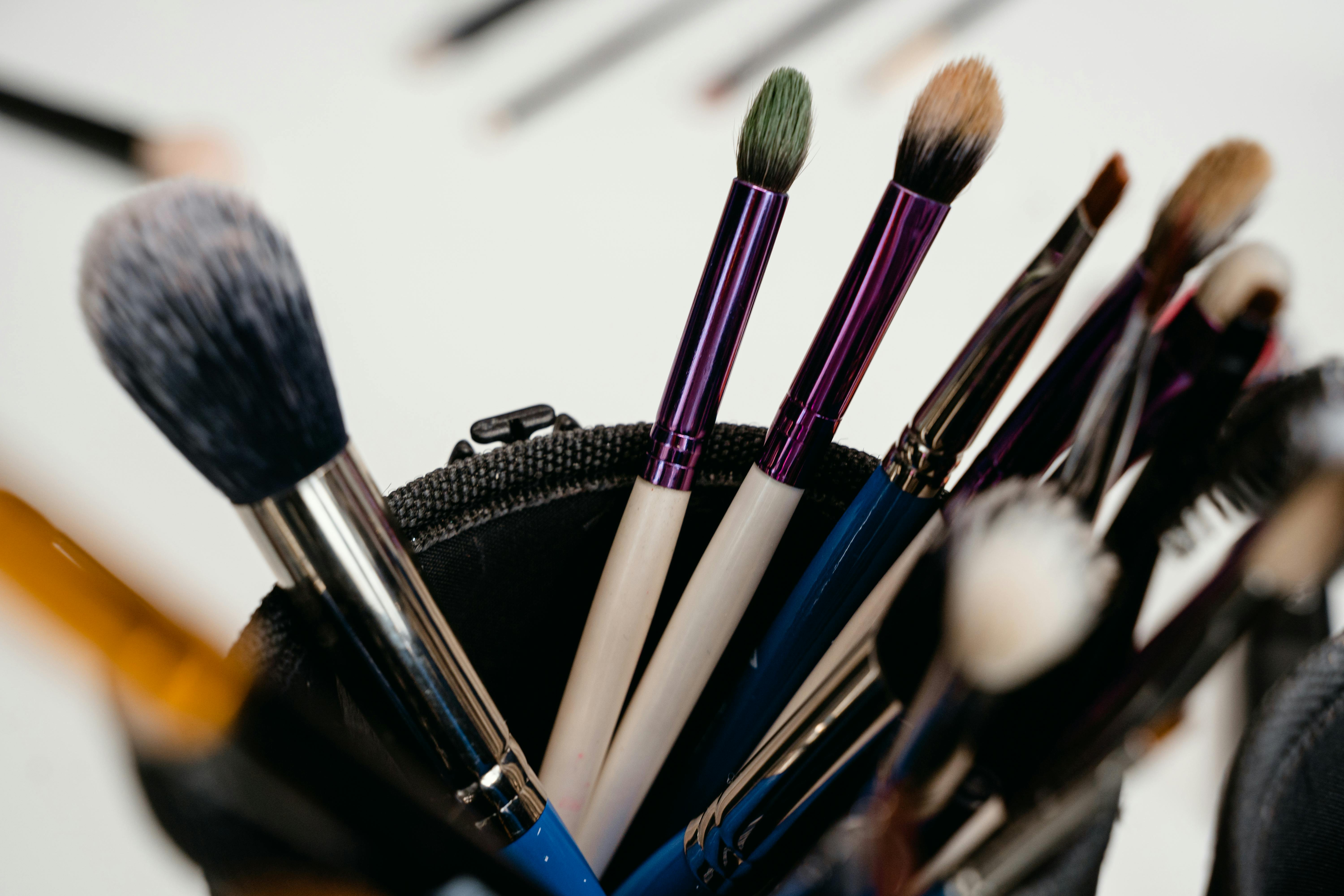 Makeup Kit Photos, Download The BEST Free Makeup Kit Stock Photos & HD  Images