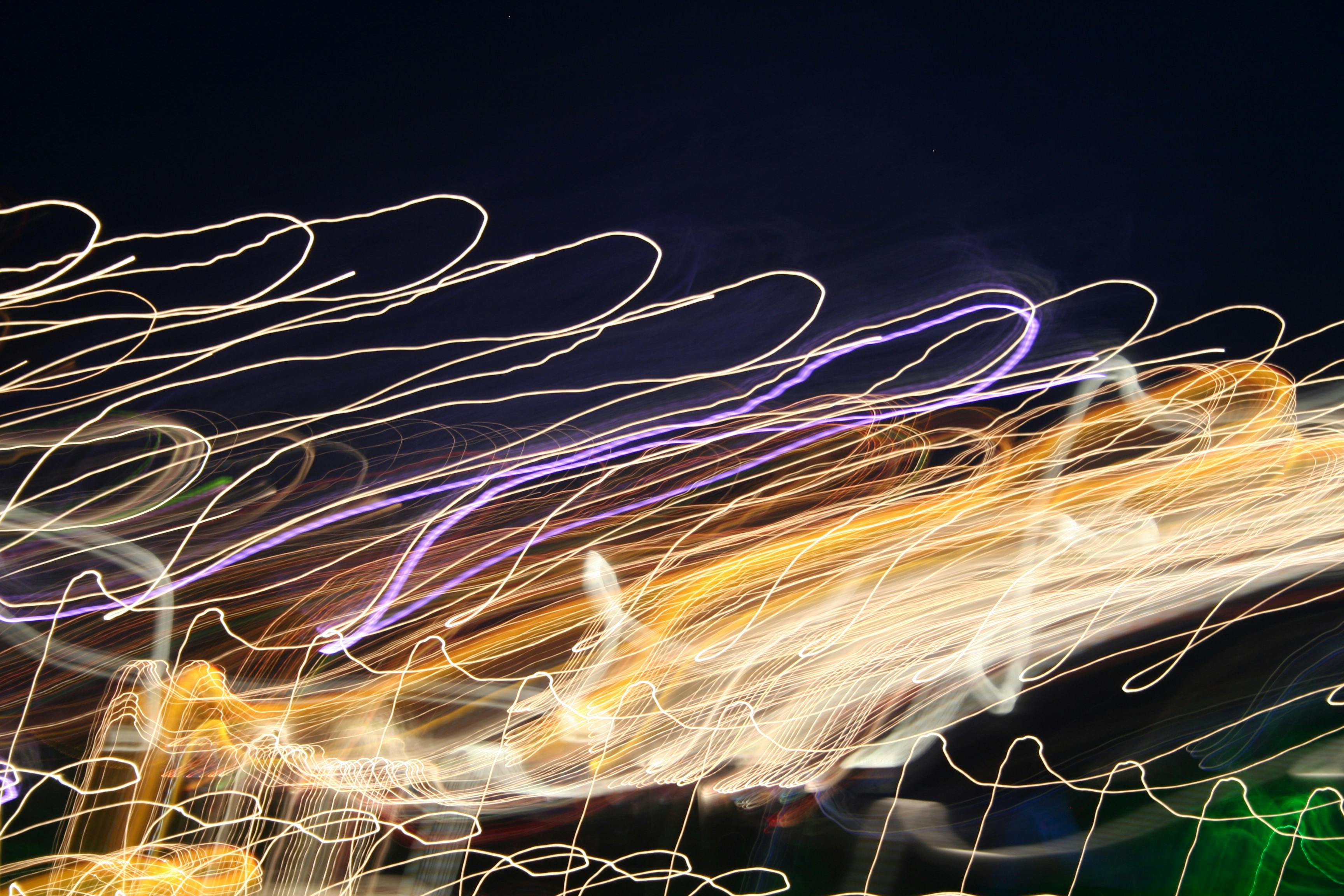 Light Lines at Night · Free Stock Photo