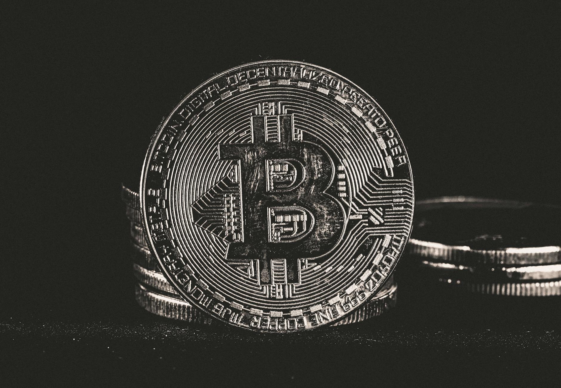 Altcoin market surges: Synthetix DEX launch drives 190% SNX gain. DeFi protocol, crypto price action. Altcoin market surges: Synthetix DEX launch drives 190% SNX gain. DeFi protocol, crypto price action.