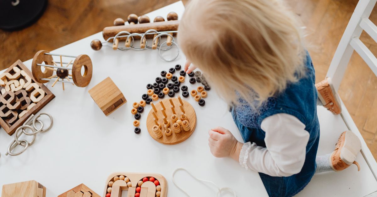 Activité pince Montessori : 10 idées créatives