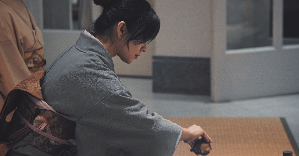 ほうじ茶 下痢の原因を確認する姿勢チェックのイメージ ほうじ茶 下痢の原因を確認する姿勢チェックのイメージ