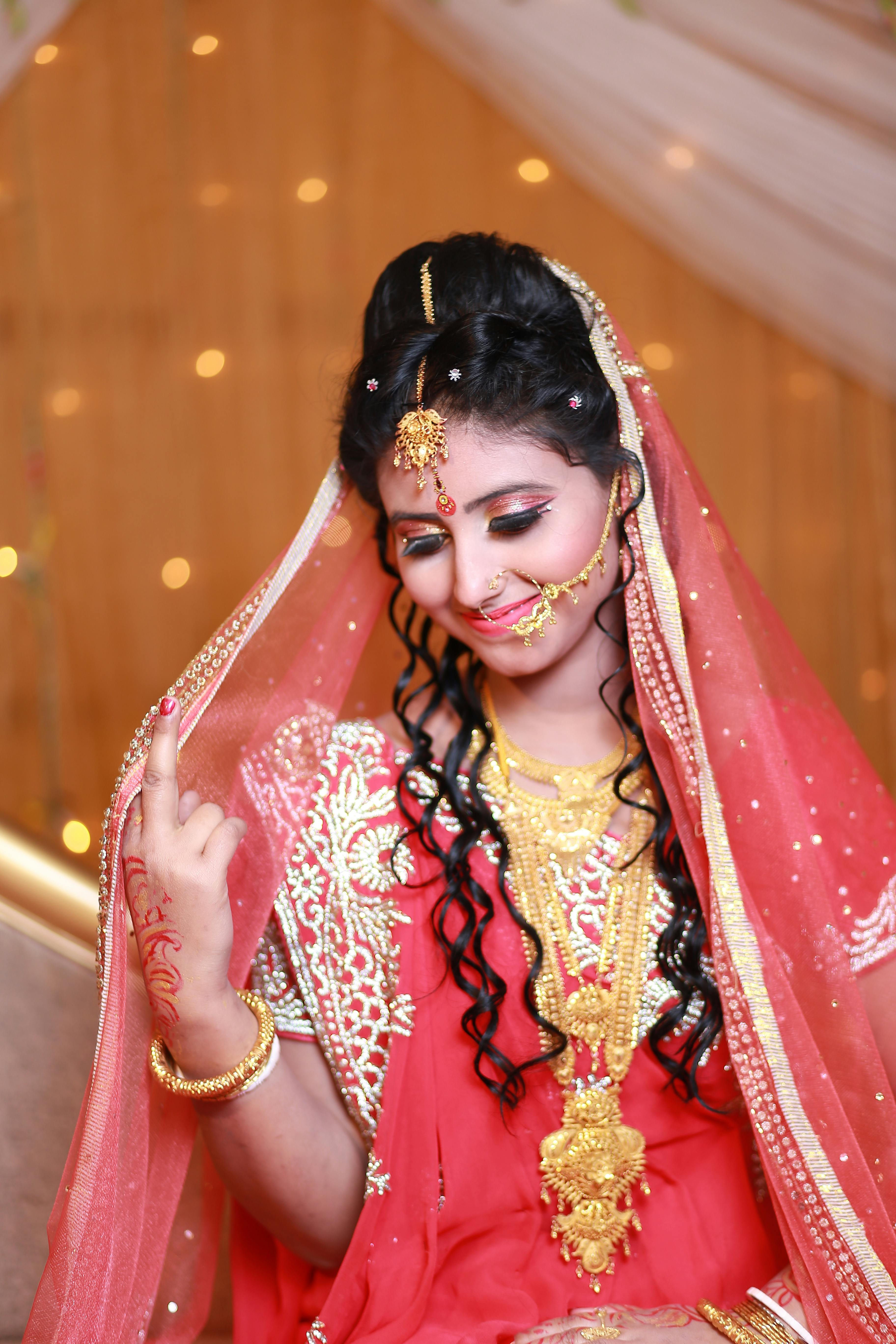 creative posing indian wedding photography for bridal photo shoot | Indian  Wedding Photographer London : Asian Photography UK