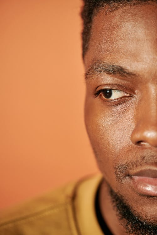 Ingyenes stockfotó afro-amerikai férfi, fekete ember, fél arc témában