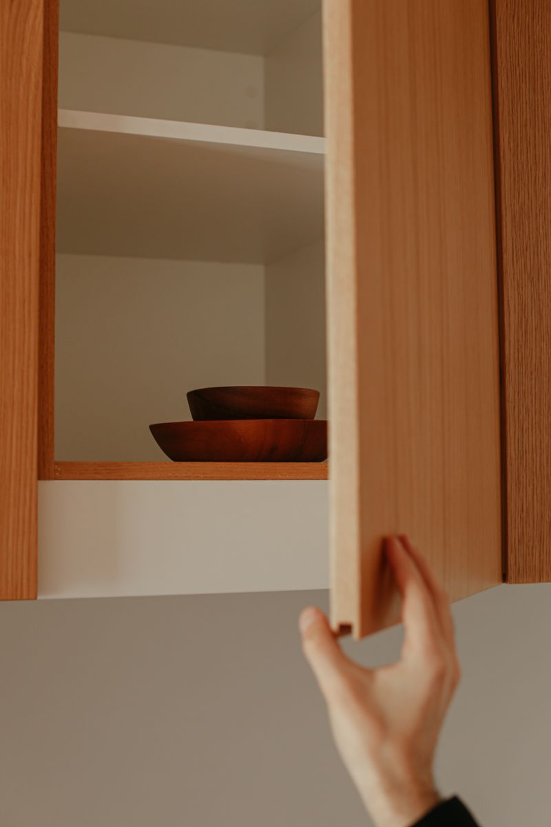 Inset vs. Partial-Overlay vs. Full-Overlay Cabinet Hinges