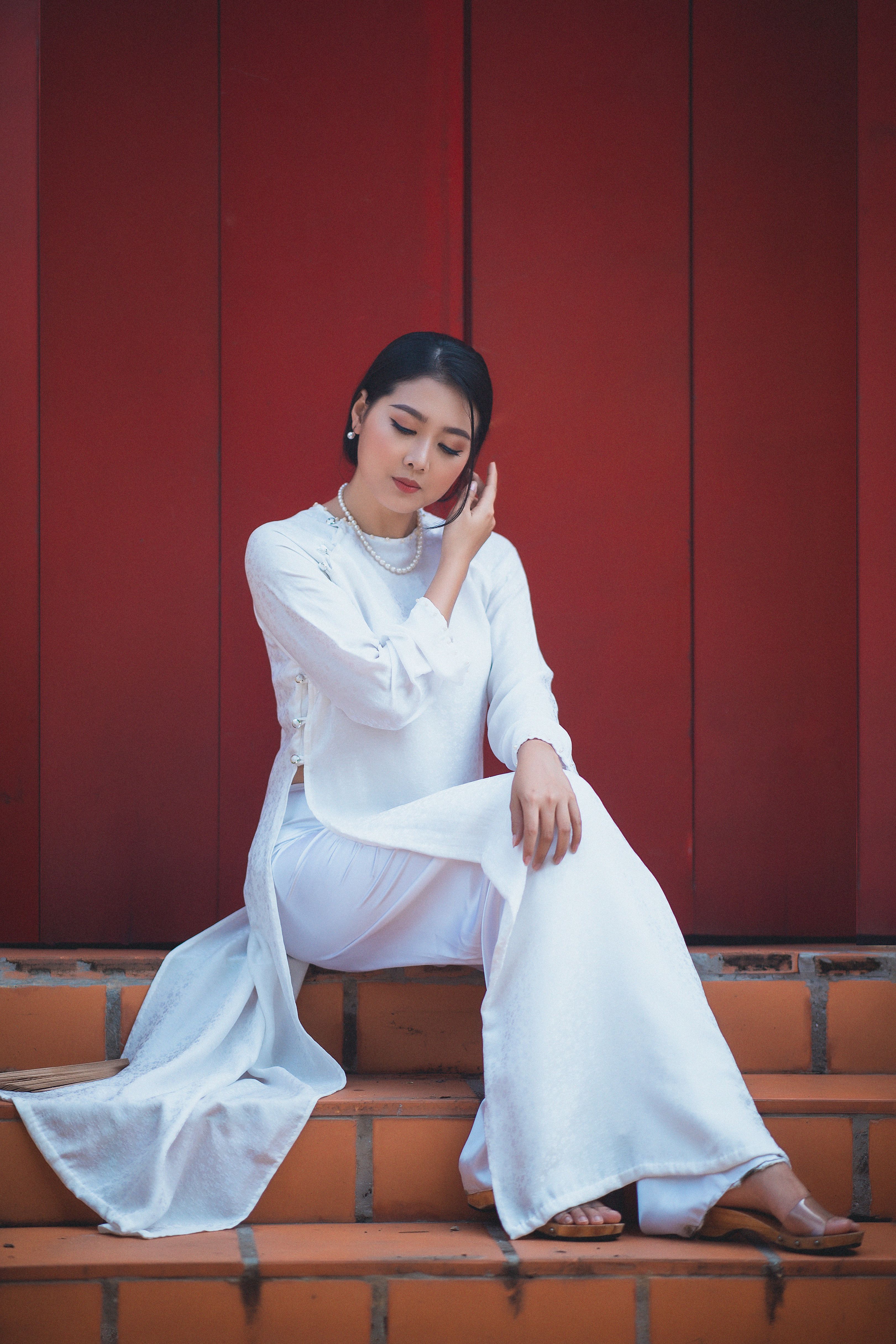 White maxi dress for elegant spring occasions