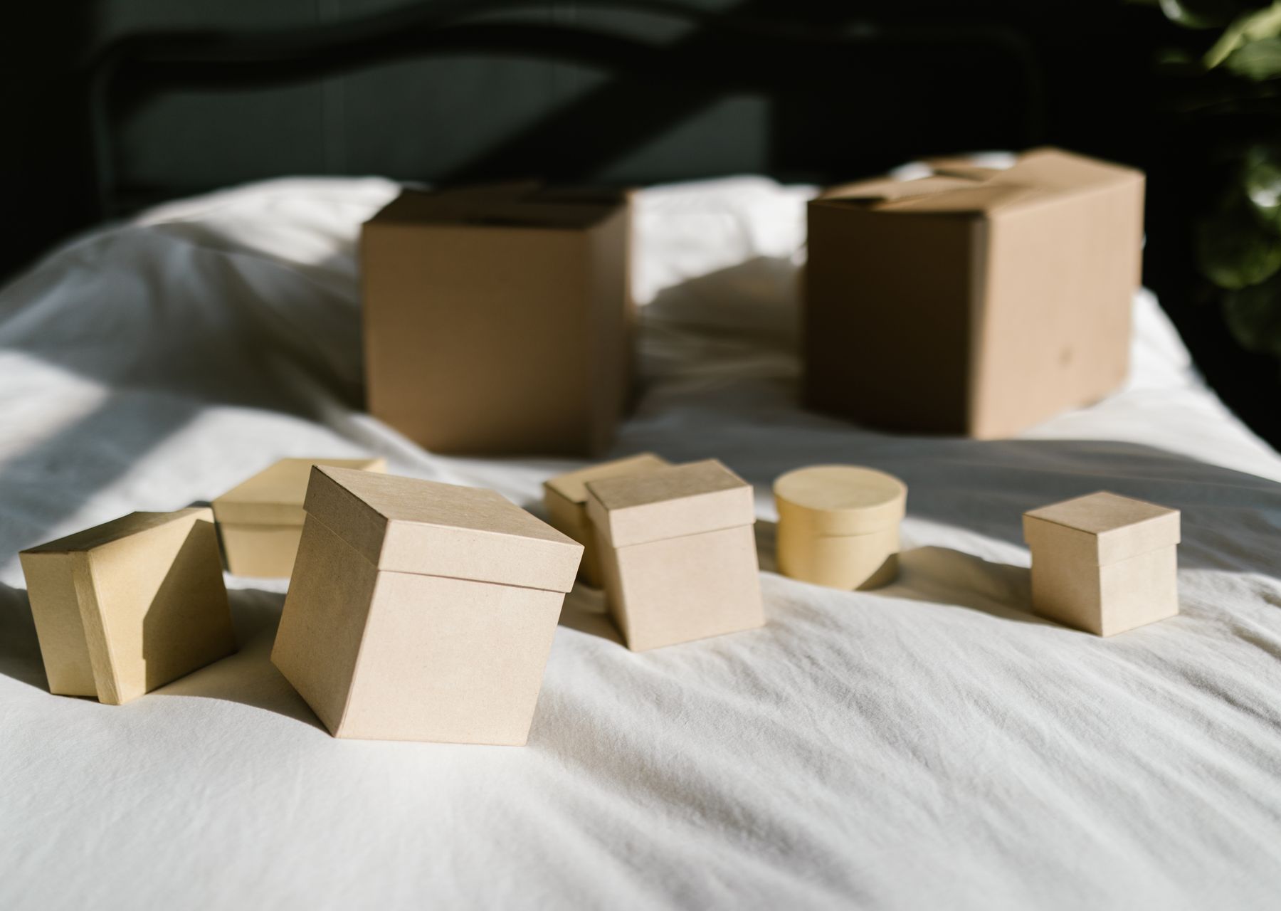 Removals and storage in Scopwick — crew wrapping and loading on moving day