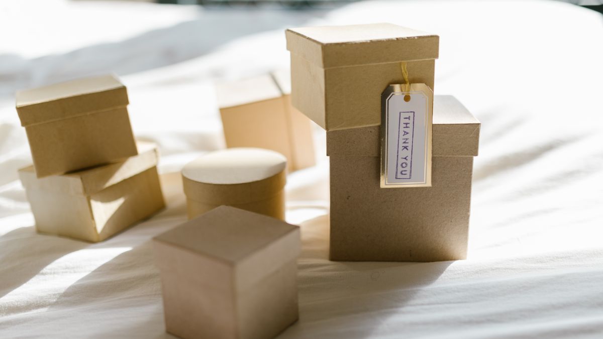 Free Samples With Free Shipping: How to Avoid Handling Fees