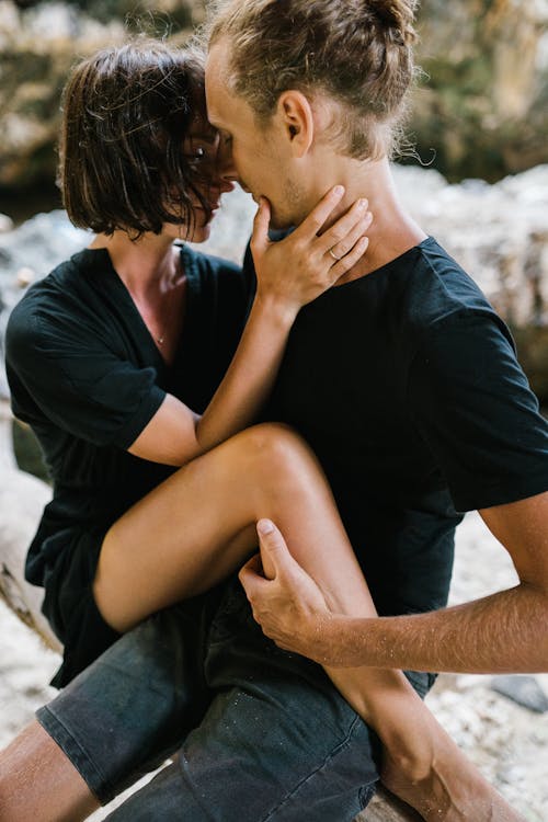 Fotos de stock gratuitas de al aire libre, amor, caricia