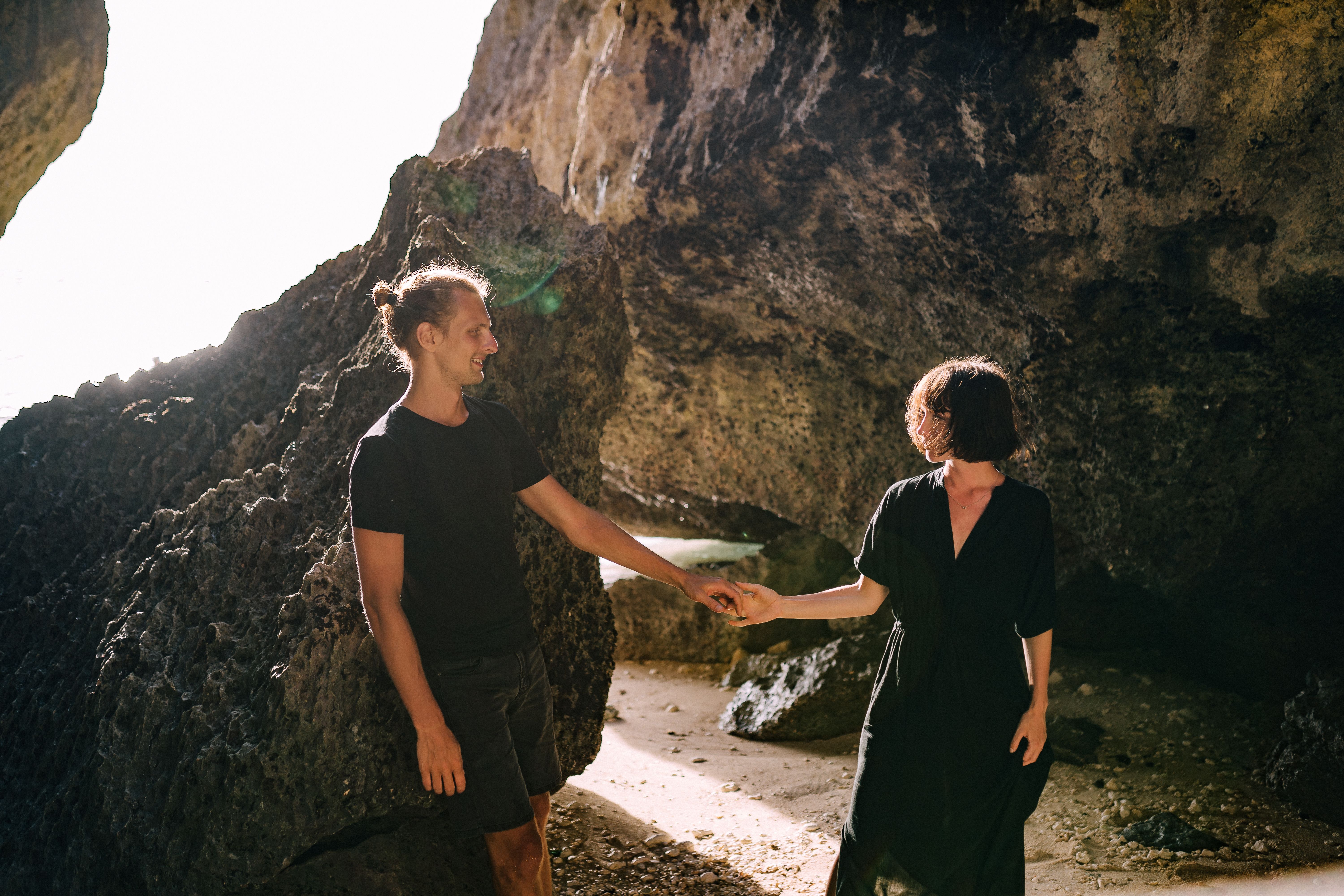 Planning a Romantic Luxury Escape in Uluwatu: What to Look For in a Private Villa