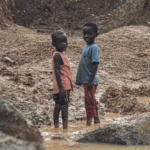 Безкоштовне стокове фото на тему «афроамериканський, брудний, грязь»