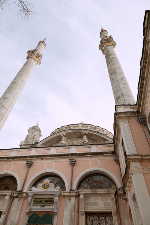 Fotobanka s bezplatnými fotkami na tému budova, fasáda, mešita