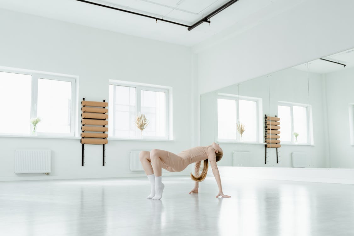 Foto stok gratis balerina, balet, cermin