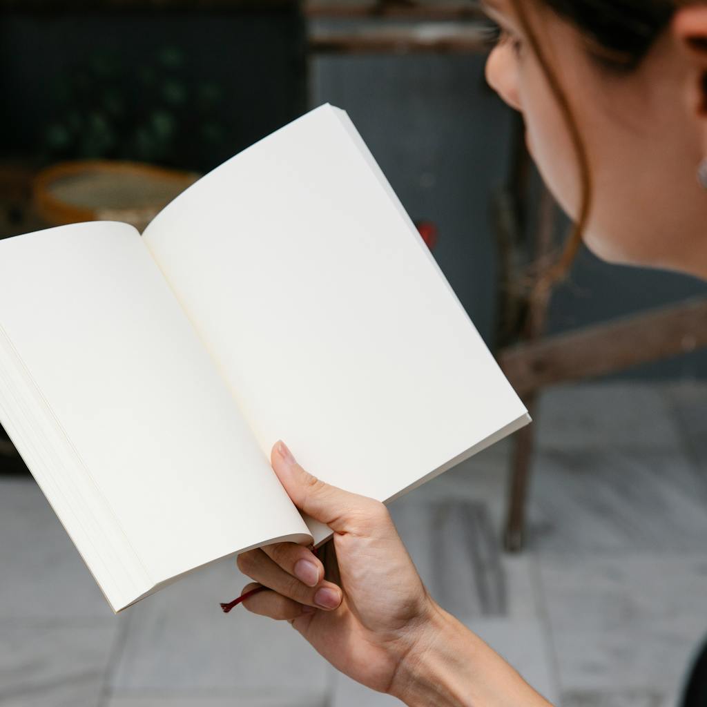 A landing page example with a clear value proposition, a compelling form, and a visually appealing design, demonstrating effective lead generation techniques.