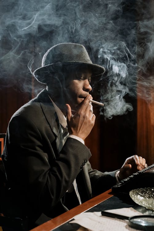 Fotos de stock gratuitas de afroamericano, carácter, cigarrillo