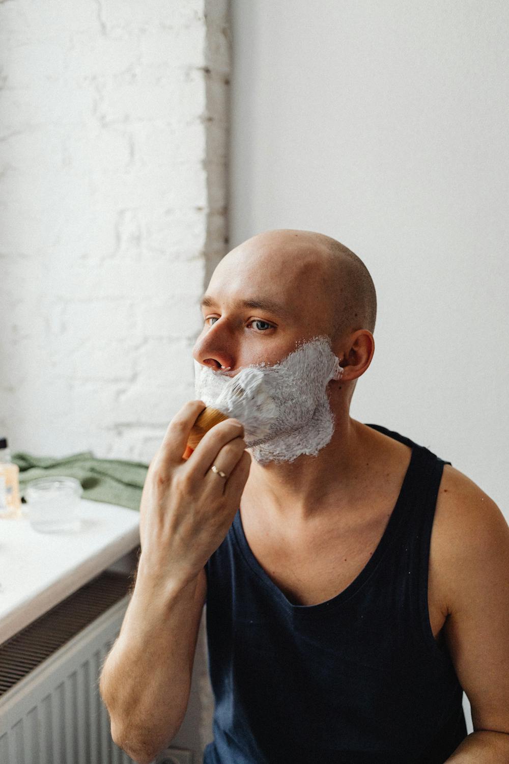 Cover Image for The best way to shave completely bald