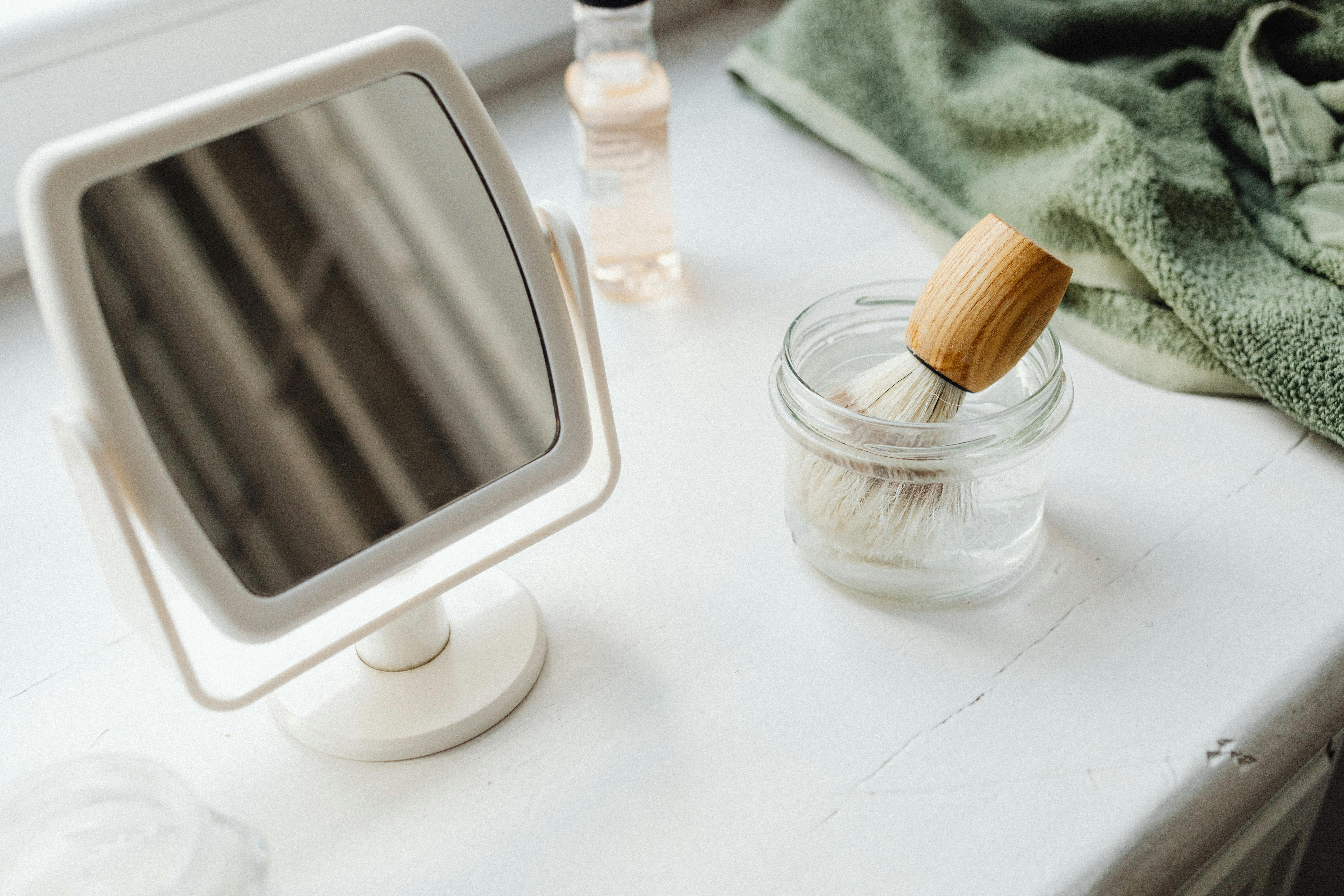 Morning Routine Hacks for Increased Productivity: Wake Up Time & Natural Light Benefits