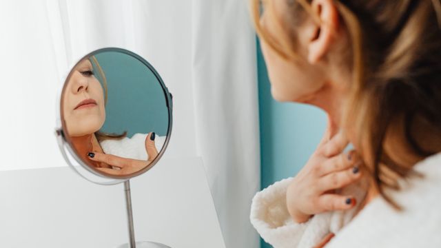 A Jornada para um Contorno Facial Definido: Especialista em Lipo de Papada Enzimática Campinas - Augusta Perfection
