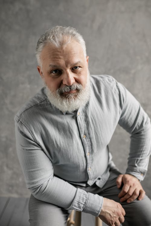 Elderly Man in Gray Long Sleeves