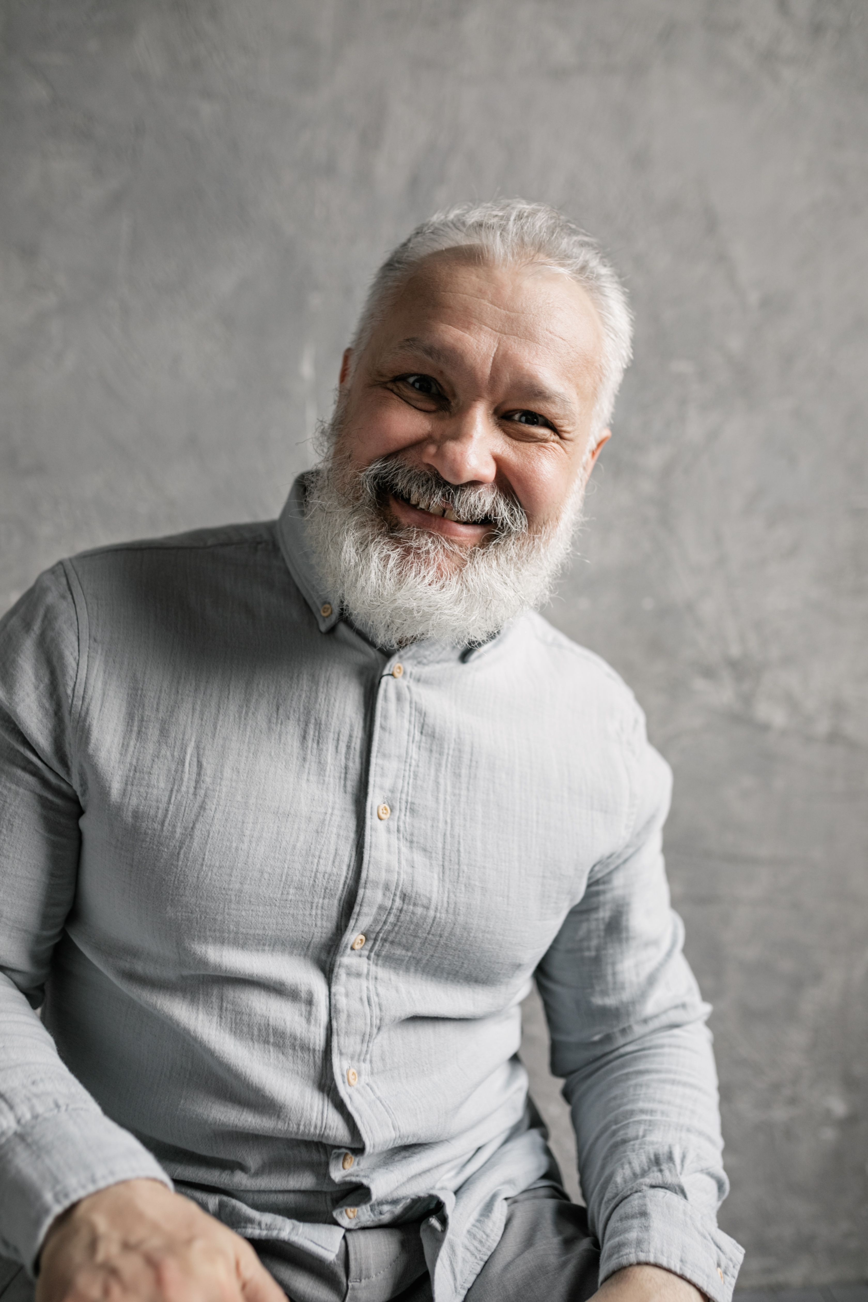 Portrait of Alex, a companion and mentor based in Munich