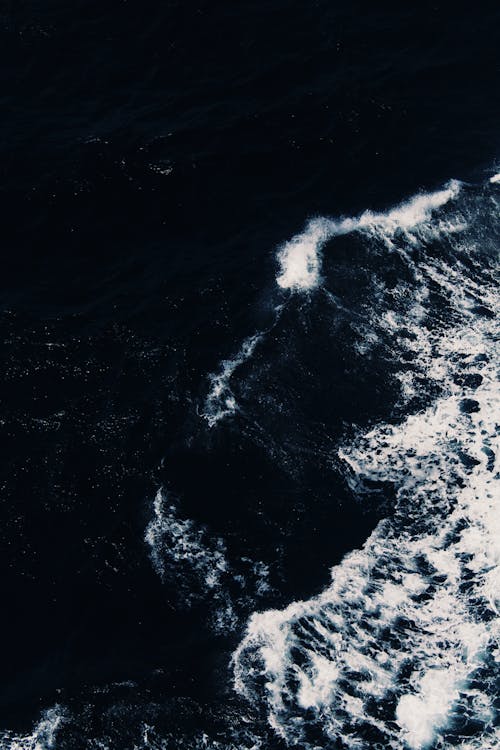 dalgalar, deniz, Deniz köpüğü içeren Ücretsiz stok fotoğraf