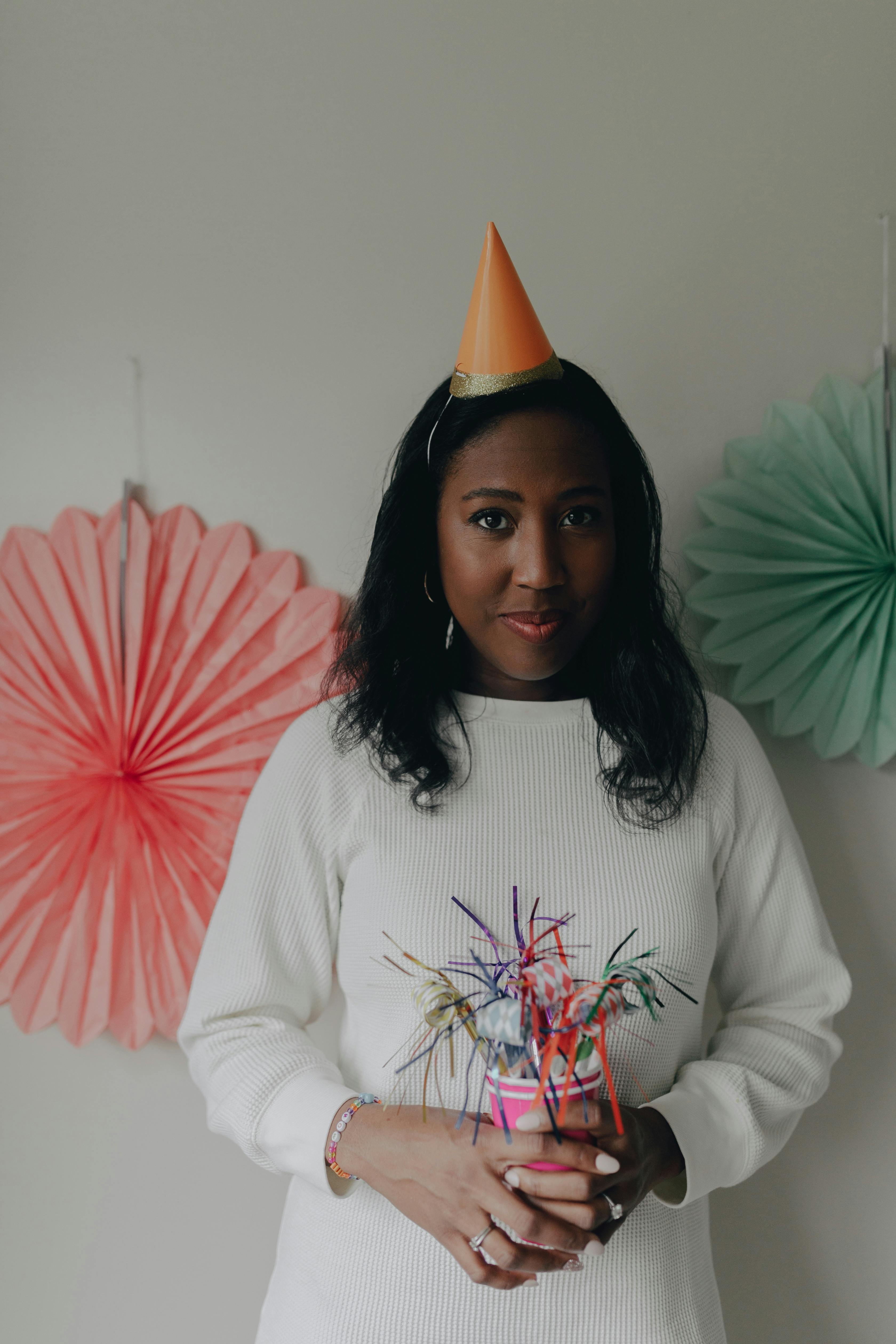 Gratuit Femme En Chemise à Manches Longues Blanche Photos