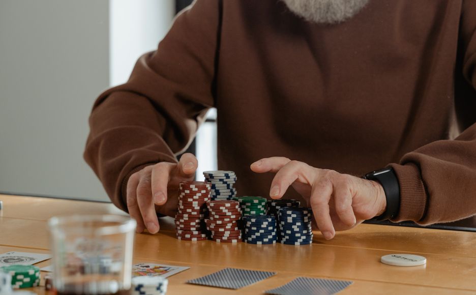 Online Casino: Spielautomaten und Live-Spiele im Überblick