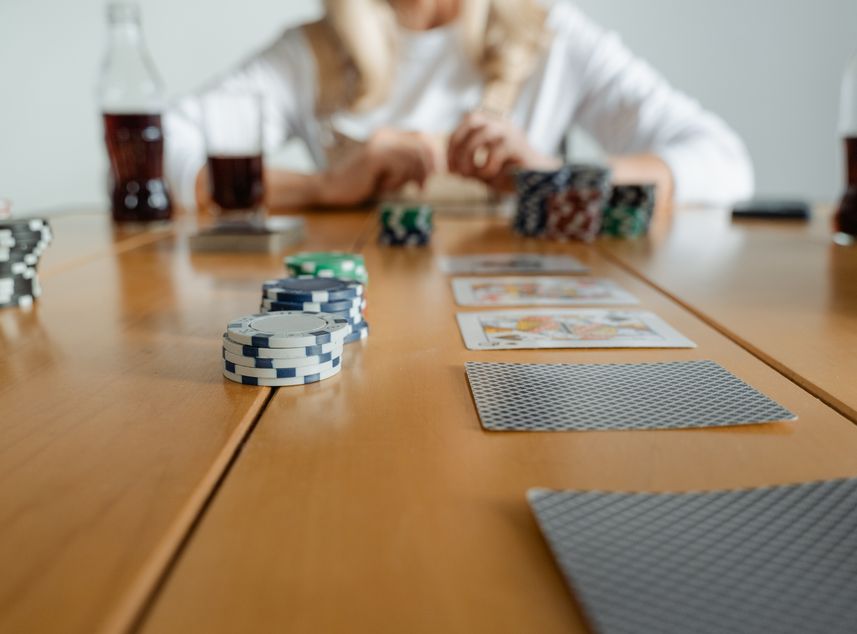 Online Casino: Spielautomaten und Live-Spiele im Überblick