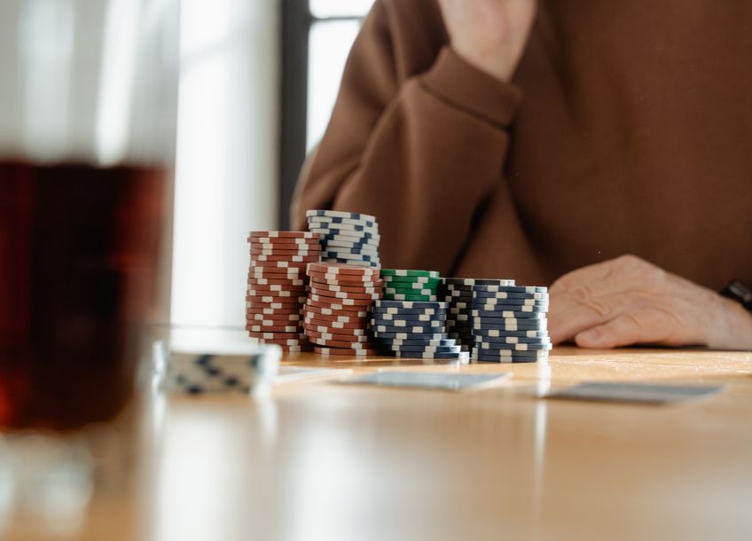 Online Casino: Spielautomaten und Live-Spiele im Überblick