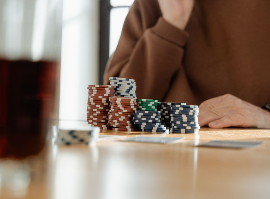 Online Casino: Spielautomaten und Live-Spiele im Überblick
