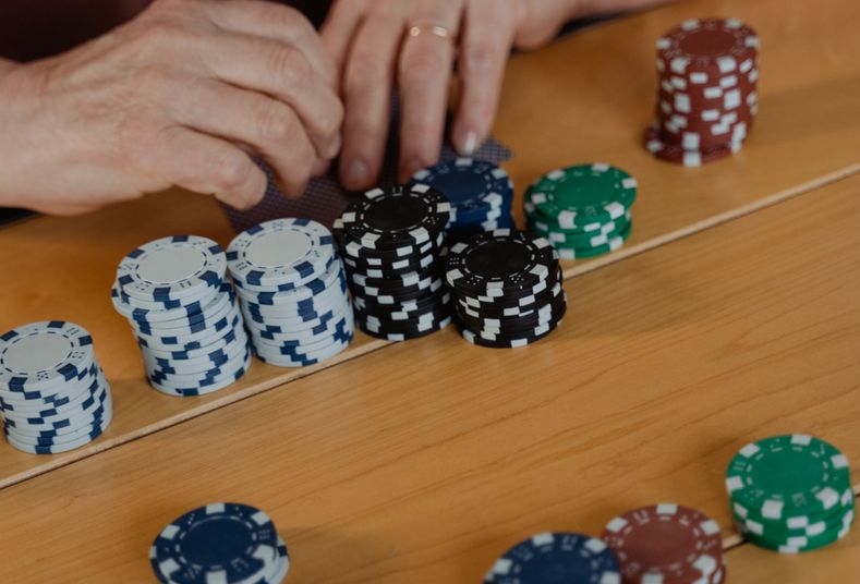 Video-Poker und Casino-Poker-Varianten im Vergleich