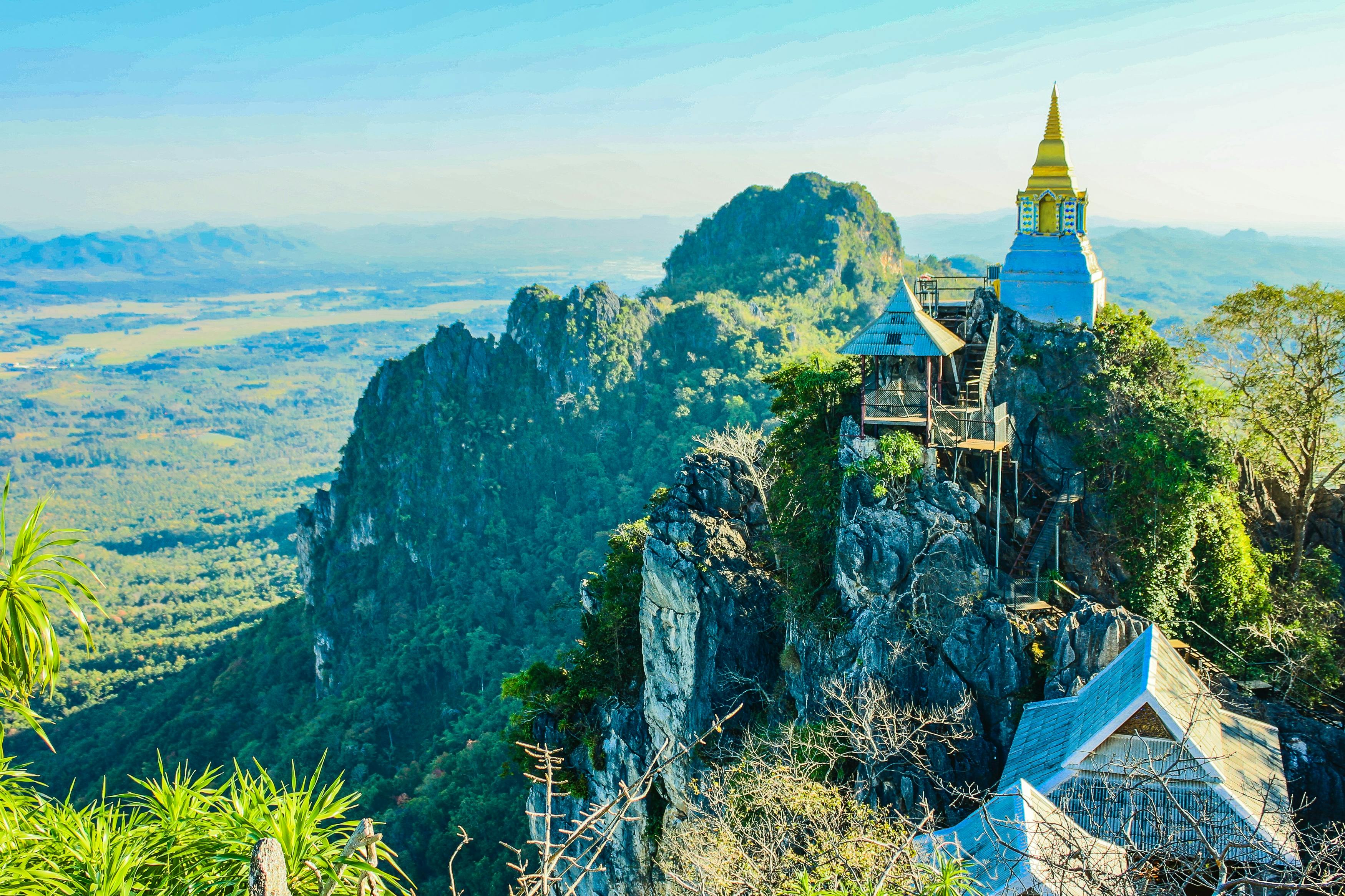 Free stock photo of ancient, architecture, art : A amazing photo depicting an gorgeous scenery. Its tones are just vibrant and blend perfectly. Its composition is great, and the particulars are also very defined.